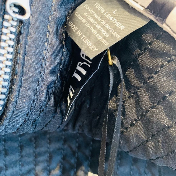 In Transit2 Black & White Zebra Animal Print Pleated Stripe Leather Shirt Jacket - Picture 4 of 7